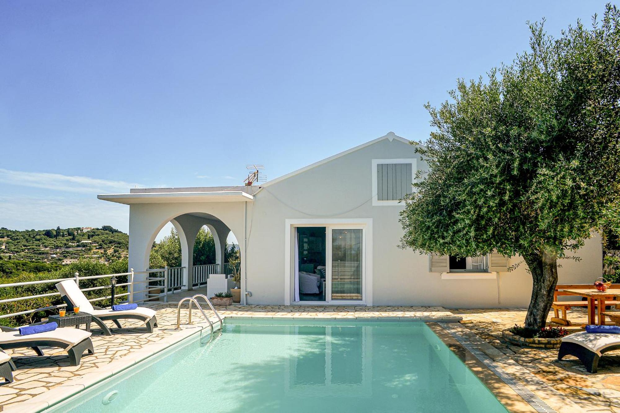 Lioniskari Villa Porto Ozias Exteriör bild